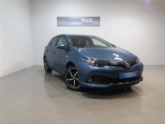 toyota auris 140h hybrid feel! 100 kw (136 cv)