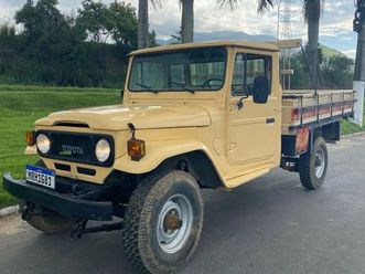 toyota bandeirante ano 89 (raridade)