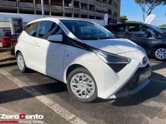 aygo 2ª serie aygo 1.0 vvt-i 72 cv 5 porte x-play