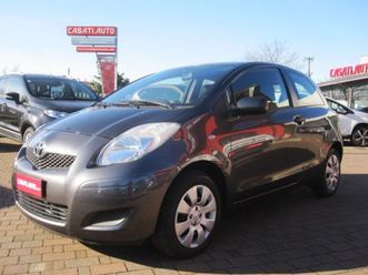 yaris 2ª serie 3pt now packplus 1.0 +gpl 1proprietario / okxneopatentati!