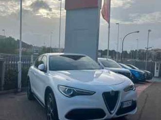 stelvio stelvio 2.0 turbo 280 cv at8 q4 first edition