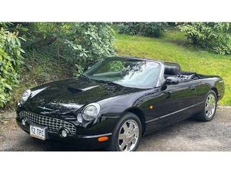 2002 ford thunderbird convertible / automatic / only 14300 miles a vendre