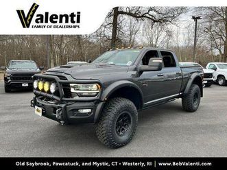 new 2023 ram 3500 laramie crew cab 4x4 6'4' box