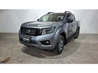nissan np300 2.5 le midnight edition ac pickup 2020
