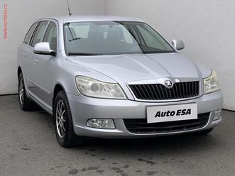 skoda-octavia-1-6-ambiente-ac