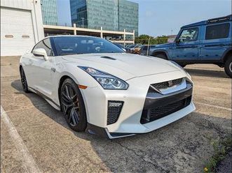 NISSAN GT-R 2019-nissan-gt-r-premium