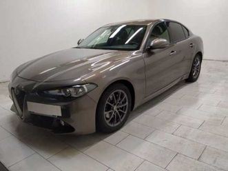 giulia (2016) 2.2 t business 136cv auto