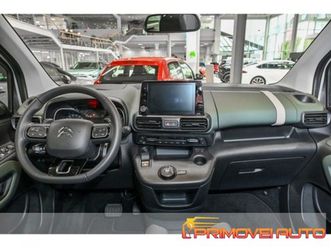 berlingo 3ª serie berlingo puretech 130 stop&start eat8 m shine