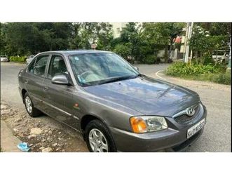 hyundai accent executive 2012