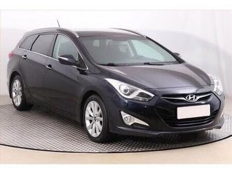 hyundai i40 1.7 crdi, serv.kniha, xenony