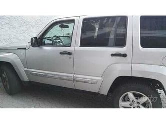 jeep cherokee - 2010