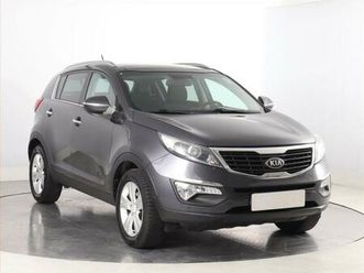 kia sportage 1.7 crdi, serv.kniha, xenony