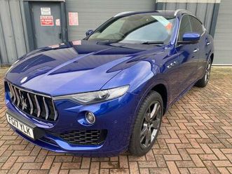 3.0d v6 zf 4wd euro 6 (start/stop) 5dr