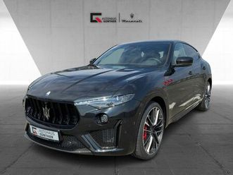 maserati levante trofeo my23 v8 580ps awd nero&nero