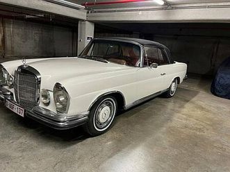 mercedes 250 se (w111 fintail)