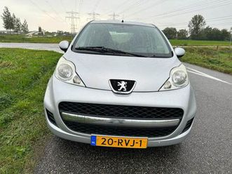 peugeot 107 - 1.0-12v xs