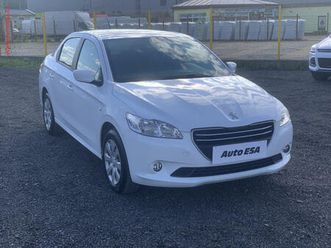 peugeot 301 1.2 i, 2.maj,čr, active