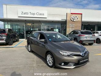 auris 2ª serie auris touring sports 1.8 hybrid business pack