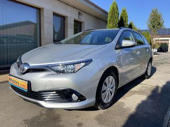 toyota auris touring sports 1.33 active trend+ m.országi s.mentes v.sz.könyv digit klíma esp led 159e km