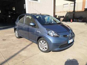 aygo 1ª serie aygo 1.0 12v vvt-i 5 porte