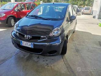 aygo 1ª serie aygo 1.0 12v vvt-i 5 porte