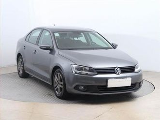 volkswagen jetta 1.2 tsi, serv.kniha