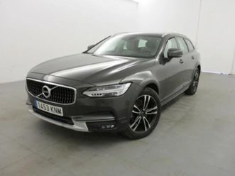 volvo v90 cross country d4 pro awd