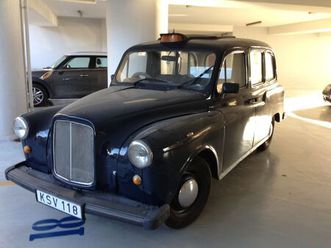 austin - london taxi cab