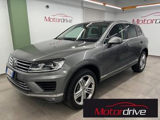 volkswagen - touareg - 3.0 tdi 204 cv tip. bluem.techn.