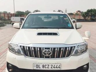 2013 toyota fortuner 2.5 4x2 mt trd sportivo