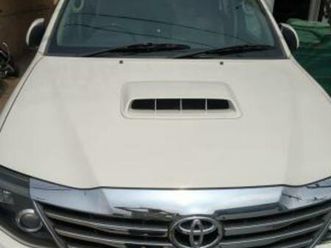 toyota fortuner 2.5 4x2 at trd sportivo 2014