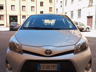 yaris 1.0i 16v cat 5 porte
