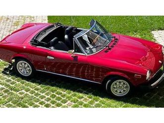 1981 fiat 124 spider rouge foncé manuel, 5 vitesses condu...