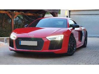 r8 5.2 fsi v10 plus quattro s tronic
