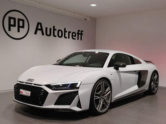 r8 coupé performance s-tronic