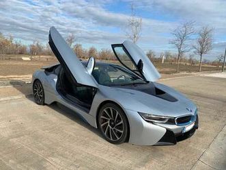 i8
