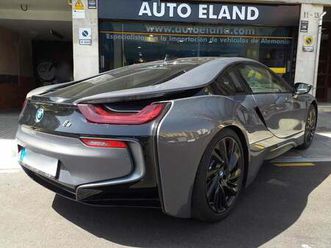 i8