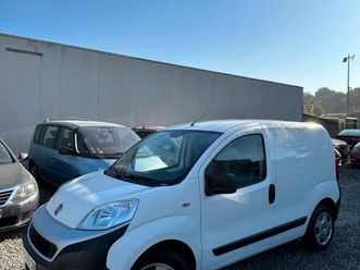 fiat fiorino 1.3 jtd 95cv , berline, blanc