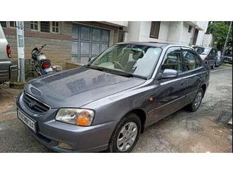 hyundai accent executive 2010
