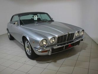 xj (x351) xj 3.0 v6 340cv awd premium luxury