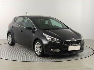 kia ceed gold 1.6 crdi, serv.kniha