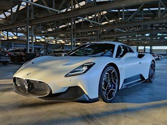 mc20 3.0 v6 630cv rwd auto