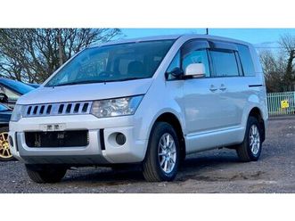 2011 (60) - 2.4 auto 8 seater mpv 4x4 power doors 5-door