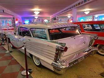 oldsmobile 88 holiday fiesta ht kombi -58