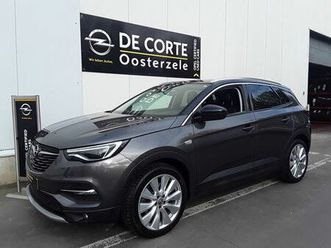 opel grandland x turbo hybrid4 innovation e-at8 s/s