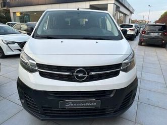 / vivaro 1.5 diesel 120cv passo lungo 9 posti