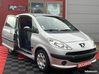 peugeot 1007 1.4 dolce