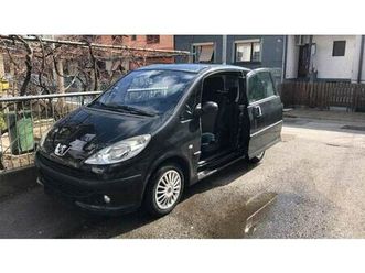 peugeot 1007 1.6 hdi, 2006 god.