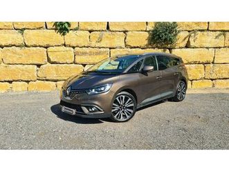 <li class=breadcrumbs-module_list-item__zg-6q renault captur 1.5 dci initiale paris edc </ol>
