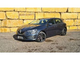 <li class=breadcrumbs-module_list-item__zg-6q renault mégane 1.5 blue dci intens </ol>